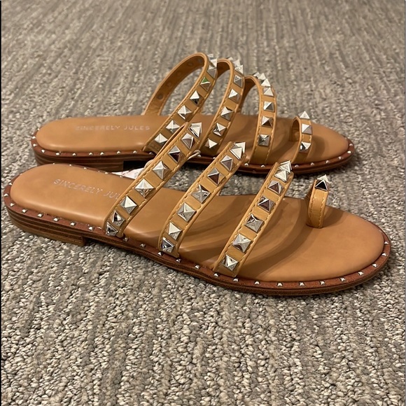 Sincerely Jules Tabbi Tan Studded Sandals - Picture 3 of 4